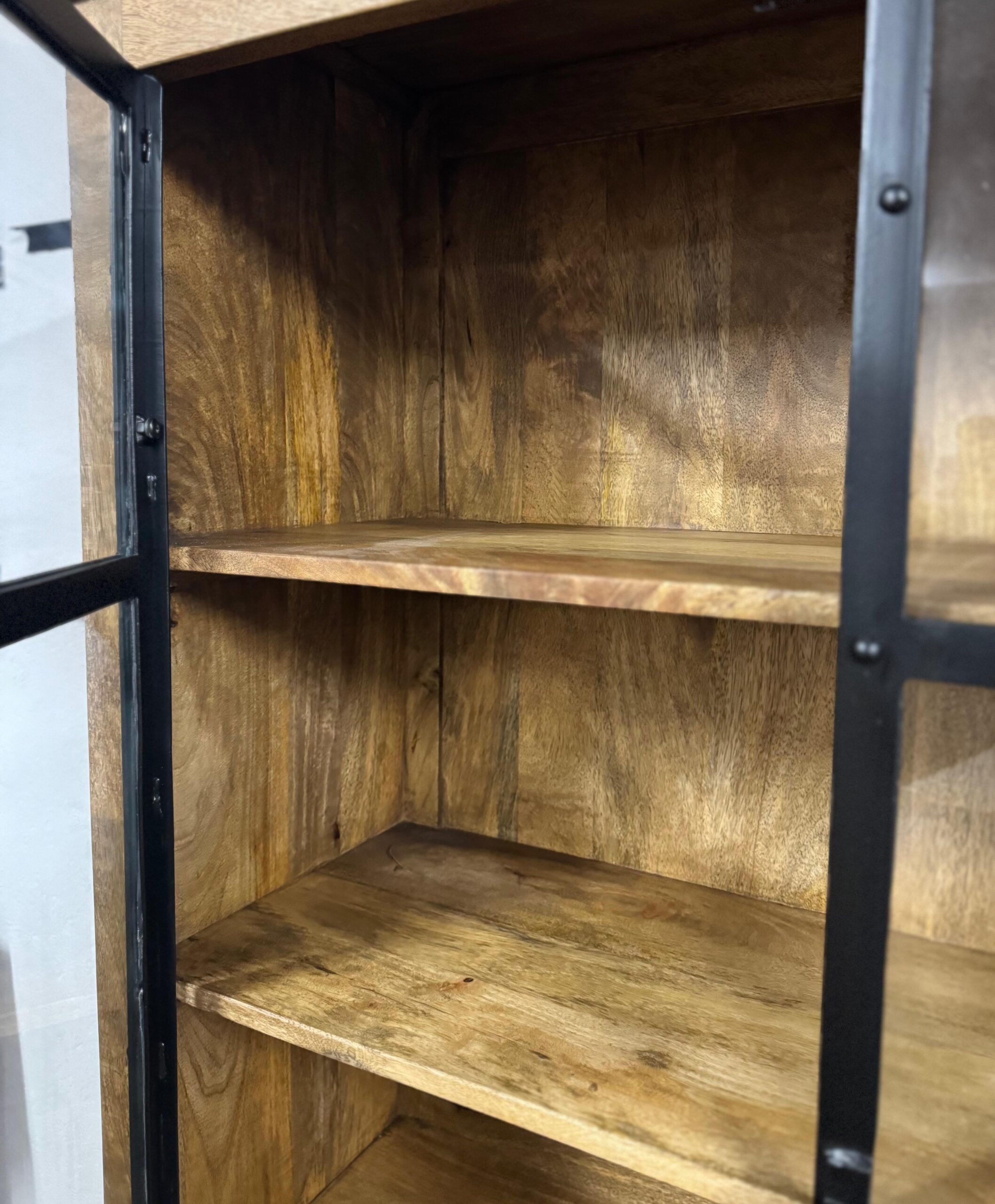 mangomeble_Zdjecie WhatsApp 2025 09 17 o 15.07.31 8f7bd546 scaled