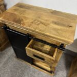 Komoda z przesuwnymi metalowymi drzwiami 75cm serii Loft - obrazek 4