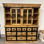 Duży bufet z podwójnymi drzwiami szklanymi, szufladki 180cm seria Loft - obrazek 4