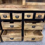 Duży bufet z podwójnymi drzwiami szklanymi, szufladki 180cm seria Loft - obrazek 9