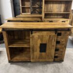 Drewniana komoda z przesuwnymi drzwiami 140cm seria Works - obrazek 3