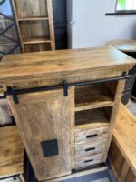 Komoda z drewna mango z przesuwnymi drzwiami seria Works 90cm - obrazek 10