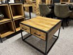 Kwadratowy stolik kawowy 70x70 z dwiema szufladkami LOFT - obrazek 4