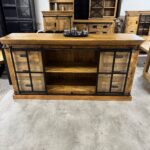 Piękna drewniana komoda 190cm przesuwne drzwi z szybą seria Loft - obrazek 7