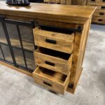 Piękna drewniana komoda 190cm przesuwne drzwi z szybą seria Loft - obrazek 10